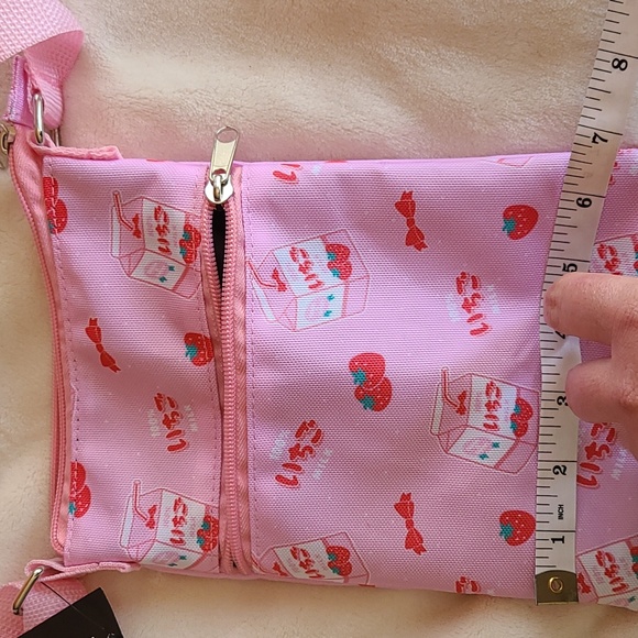 NEW!! Hot Topic Strawberry Milk AOP Passport/ Crossbody Festival Bag!! - Picture 9 of 10